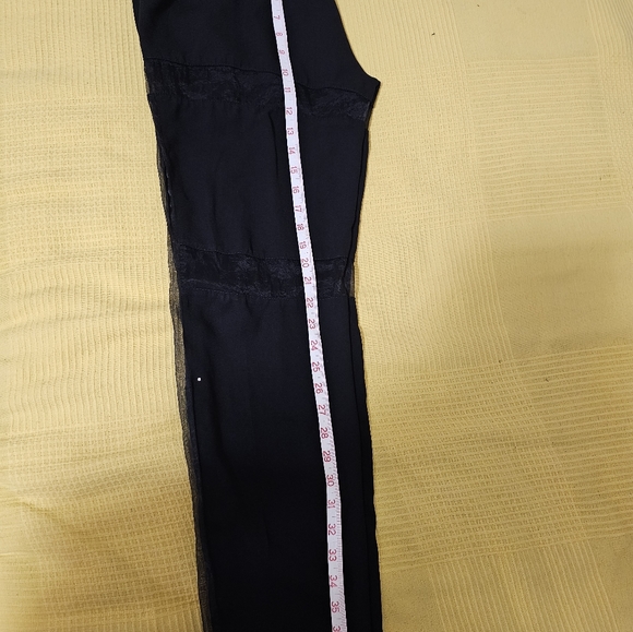 Women’s pants - Picture 3 of 7